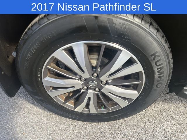 2017 Nissan Pathfinder SL