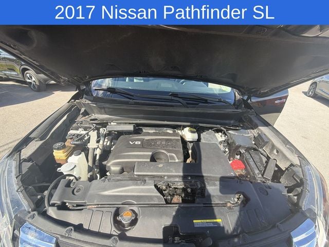 2017 Nissan Pathfinder SL