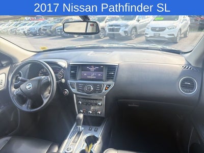 2017 Nissan Pathfinder SL