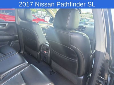 2017 Nissan Pathfinder SL