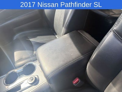 2017 Nissan Pathfinder SL