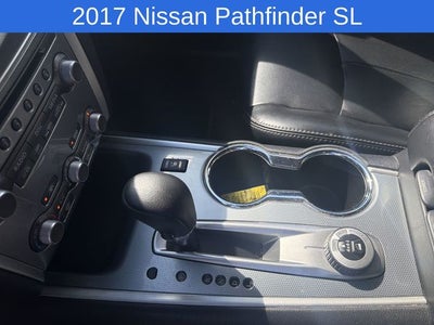 2017 Nissan Pathfinder SL