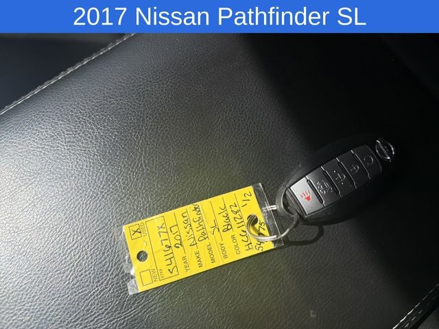 2017 Nissan Pathfinder SL