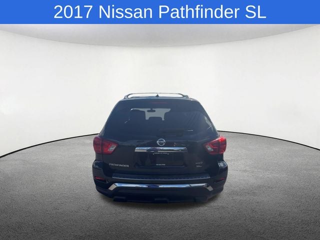 2017 Nissan Pathfinder SL