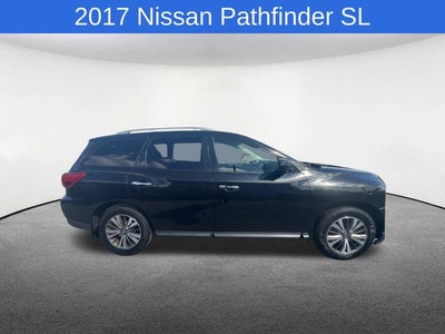 2017 Nissan Pathfinder SL