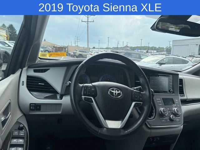 2019 Toyota Sienna XLE 7 Passenger