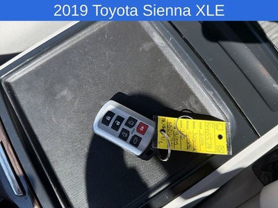 2019 Toyota Sienna XLE 7 Passenger
