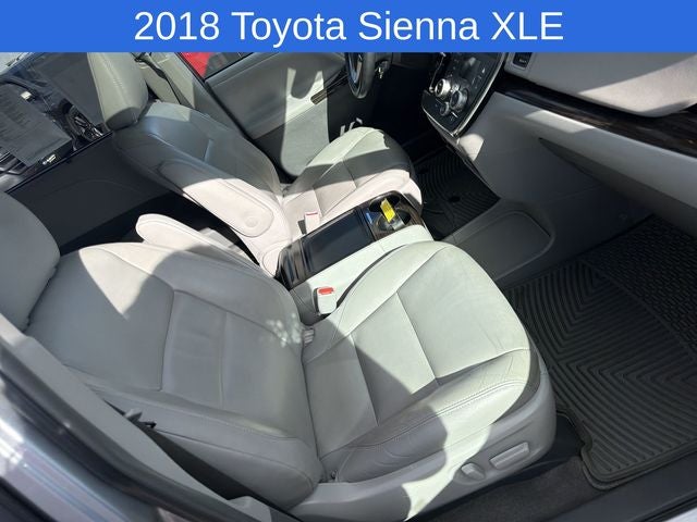 2018 Toyota Sienna XLE 8 Passenger