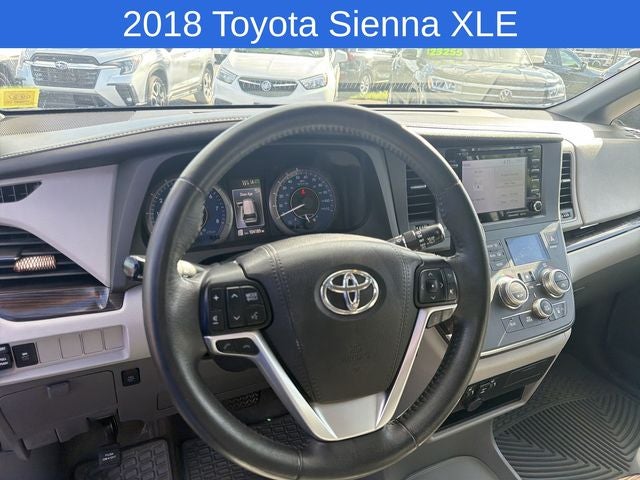 2018 Toyota Sienna XLE 8 Passenger