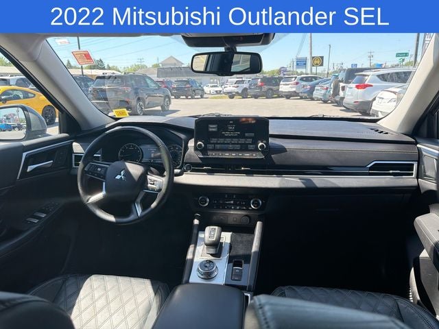 2022 Mitsubishi Outlander SEL