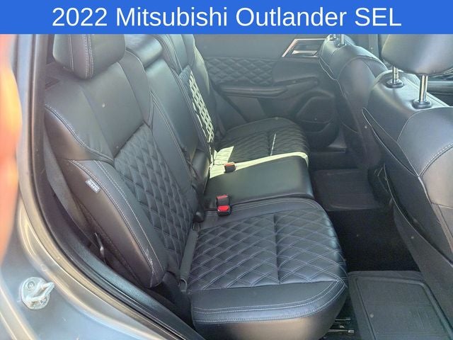 2022 Mitsubishi Outlander SEL