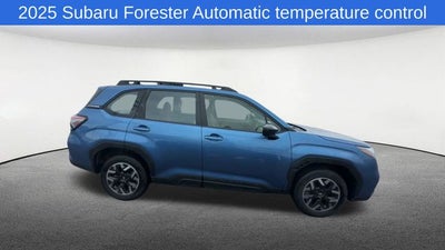 2025 Subaru Forester Base