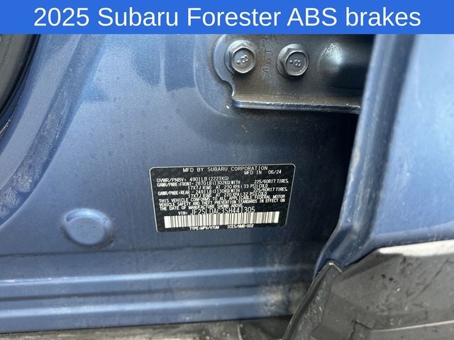 2025 Subaru Forester Base
