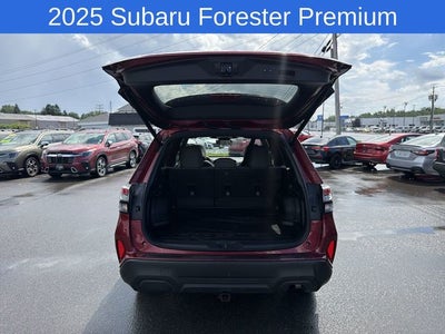 2025 Subaru Forester Premium