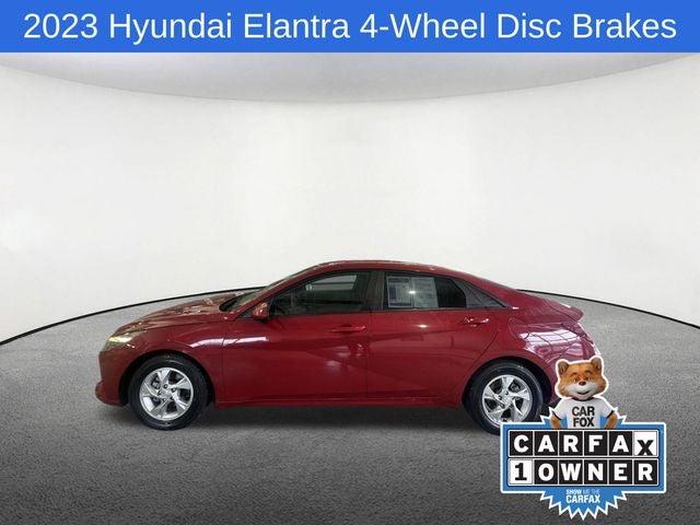 2023 Hyundai Elantra SE