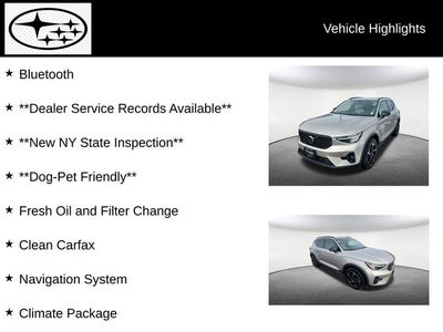 2023 Volvo XC40 B5 Plus Dark Theme