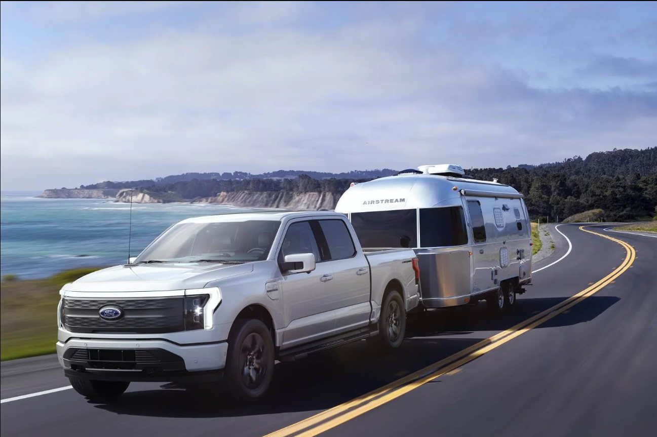 2023 Ford F-150 Lightning 